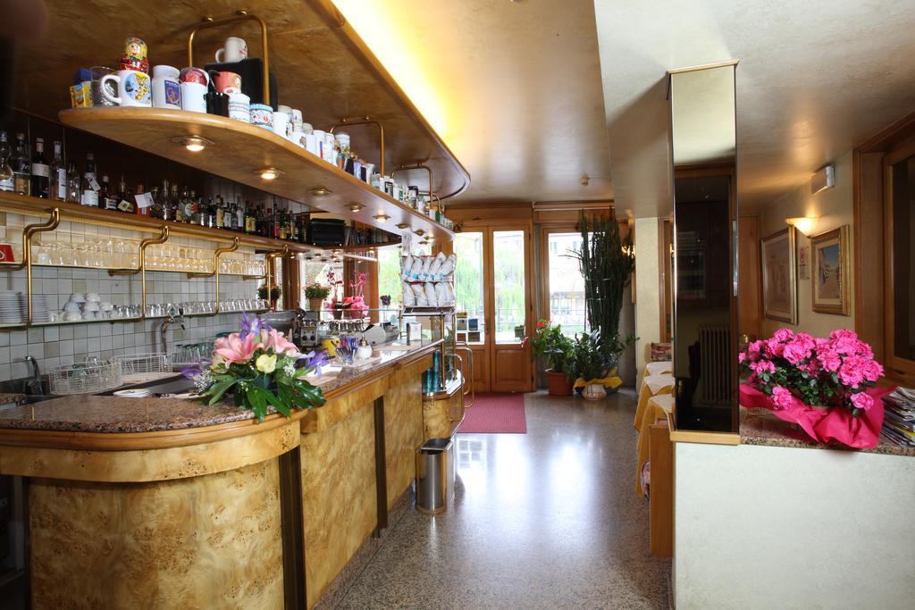 Albergo Alla Campana دولو المظهر الخارجي الصورة